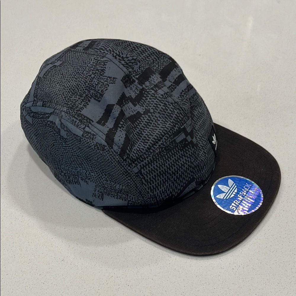 Adidas Black and Gray Patterned Cap